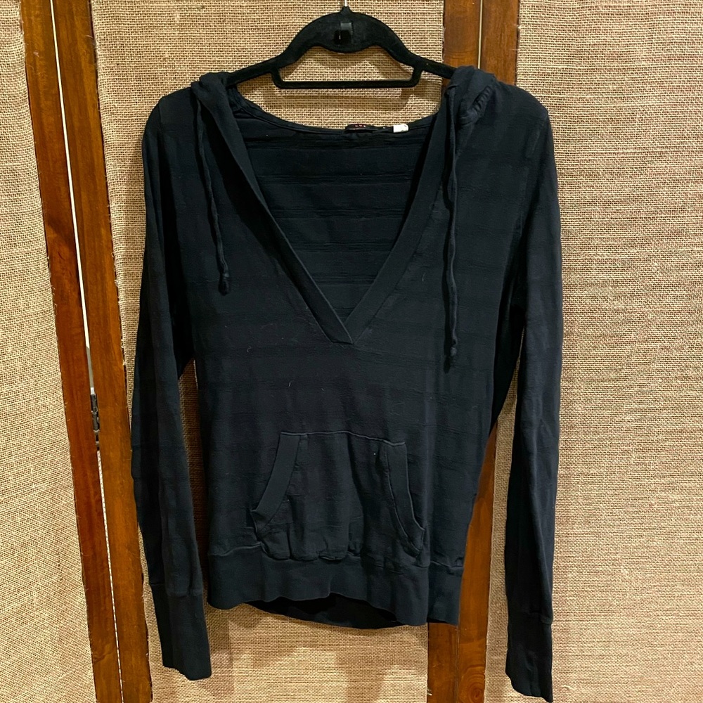 ▪️Black v-neck long sleeve▪️